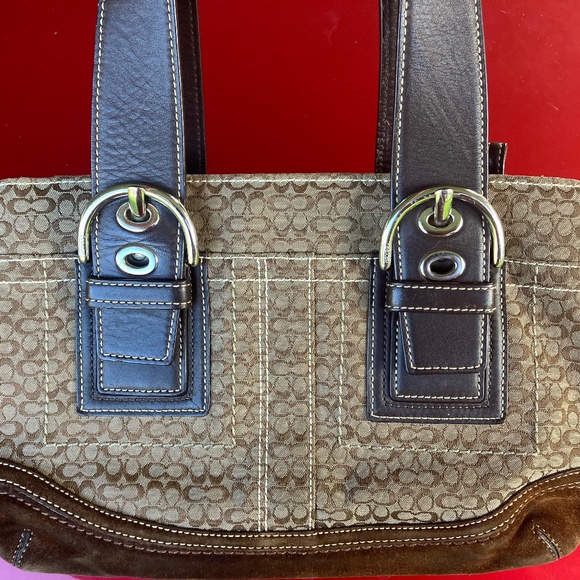 Beautiful Vintage COACH Handbag #F0785-F10927 - Picture 1 of 6